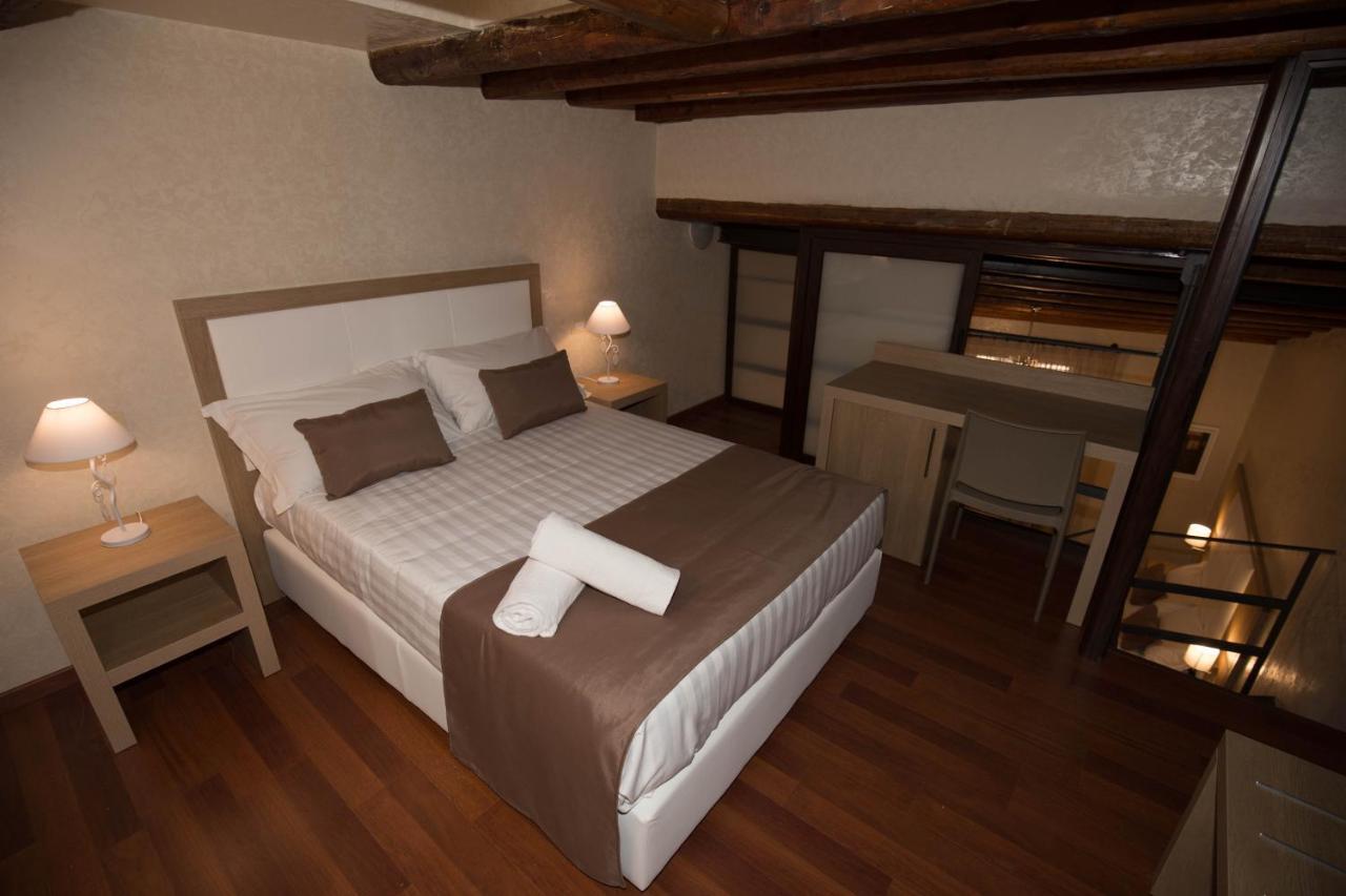 B&B La Serenissima 巴勒莫 外观 照片